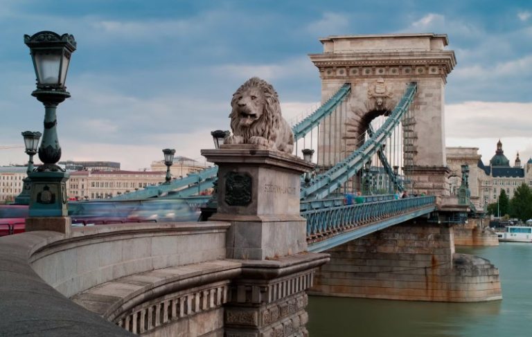 viajes Puente de Noviembre Budapest